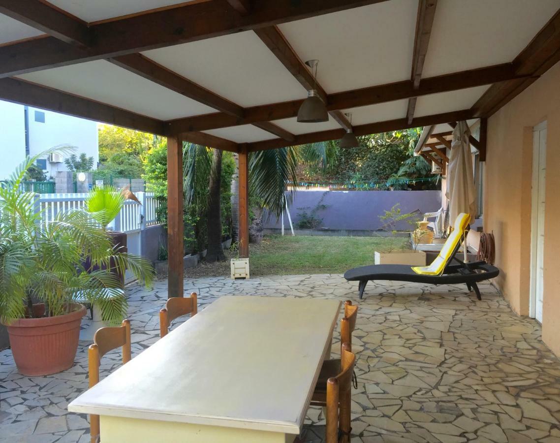 Sun Villa Chambre Chez L Habitant サン＝ドニ エクステリア 写真